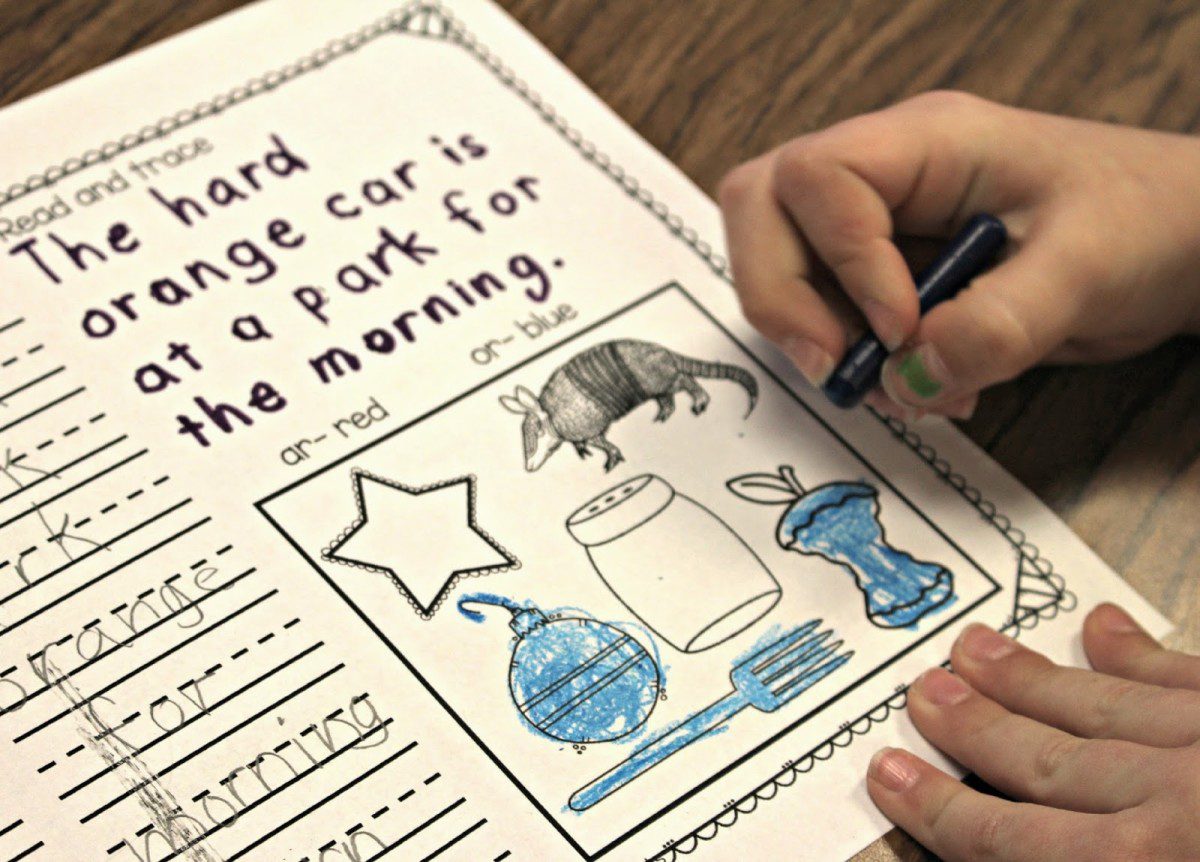 https://www.teacherspayteachers.com/Product/Phonics-Word-Sort-Recording-Forms-1759117