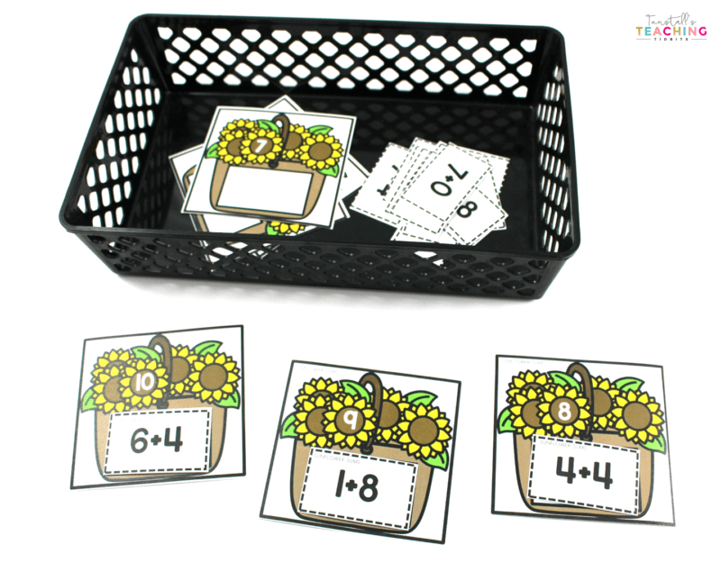 Fall math and literacy workstations help students apply skills and have fun! Seasonal stations that are standards aligned to a variety of levels makes it easy to differentiate for student needs. Phonics, grammar, math, addition, number sense, related numbers, sight words, and more! 